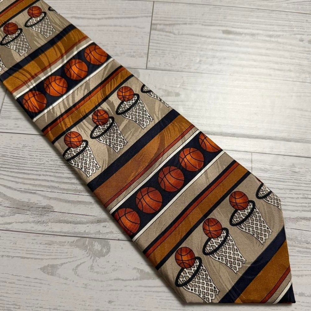 Keith Daniels basketball tie 100% Silk‎ - play ball series 1 5 of 6